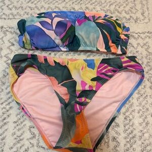 Tropical Print Strapless Bikini Set